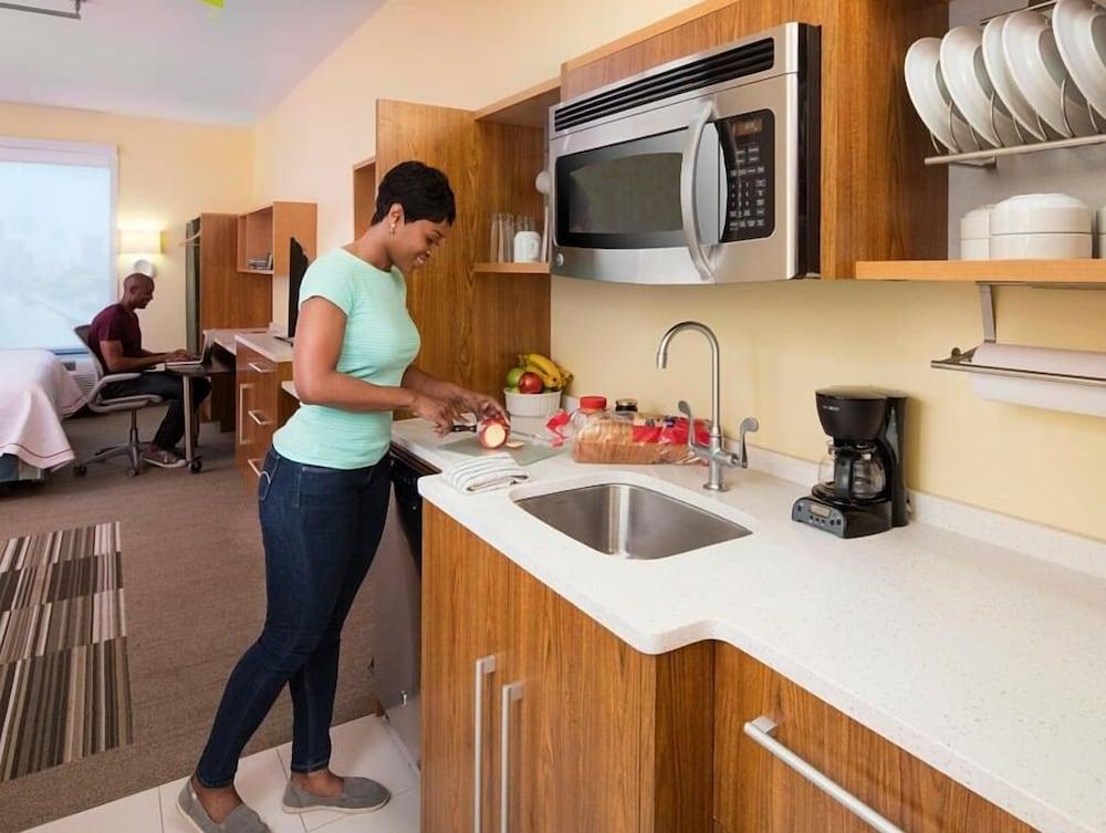 Home2 Suites By Hilton Sugar Land Rosenberg Greatwood Exteriör bild